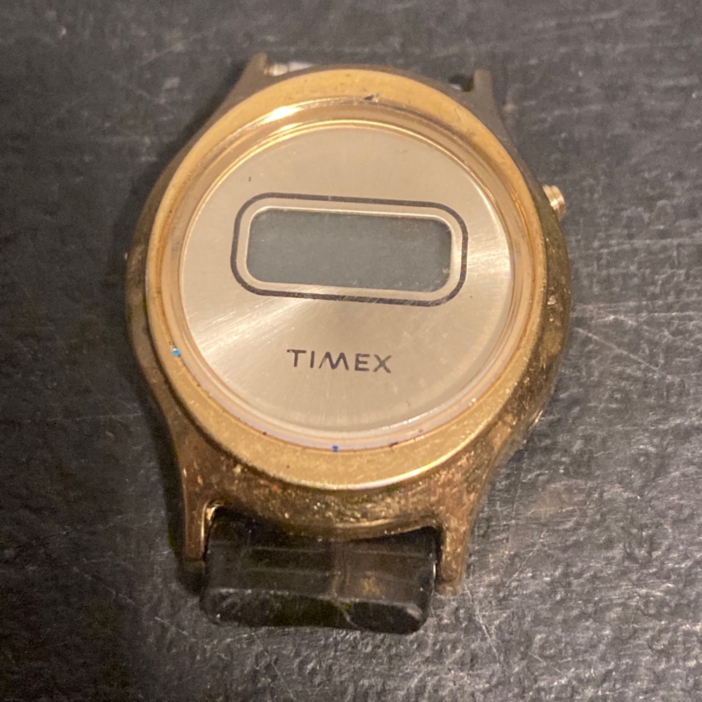 Vintage Women’s Timex Watch Gold Tone